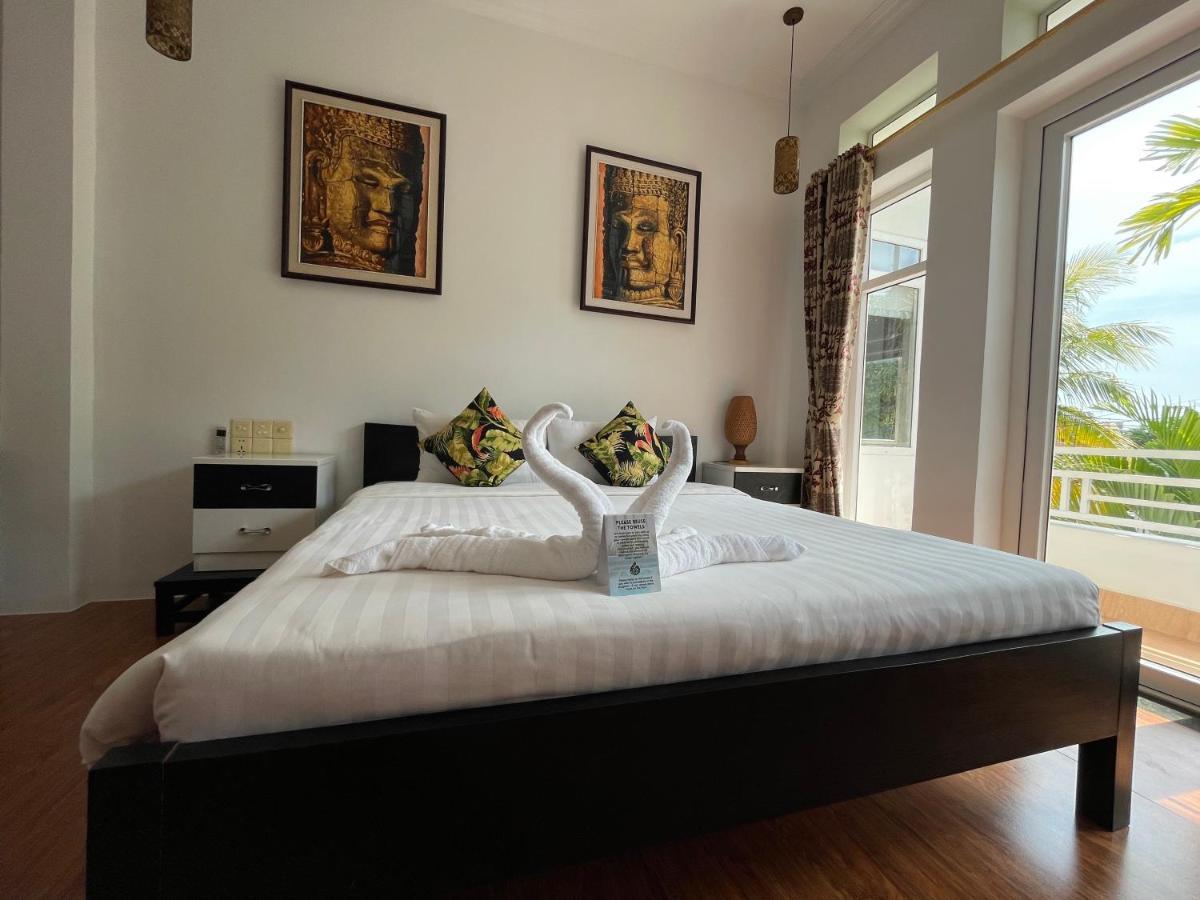 The Bygone Hotel Siem Reap Buitenkant foto