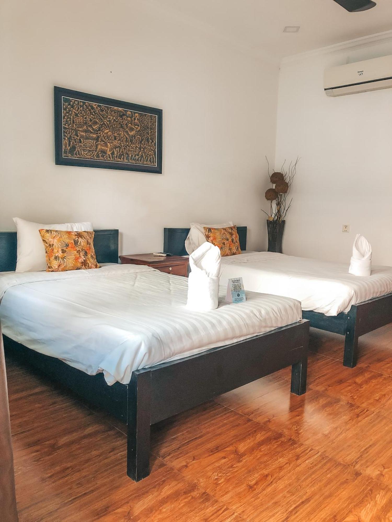The Bygone Hotel Siem Reap Buitenkant foto
